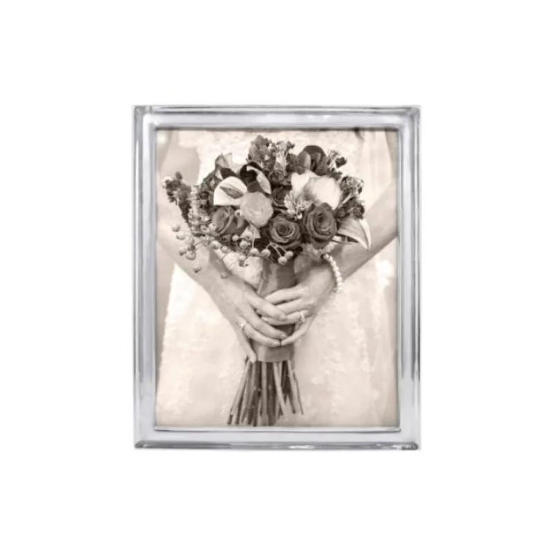 Signature Frame