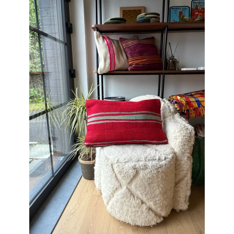 Moroccan Wool Cushion Red & Green – 60x40cm