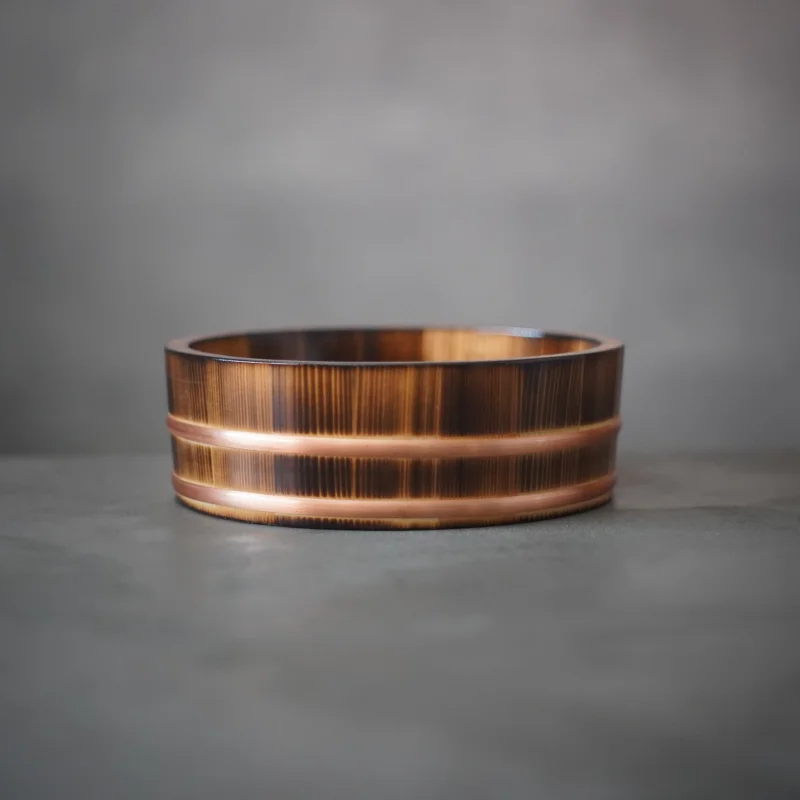 Charred cedar style serving tub / Miyabi Urushi Kogei
