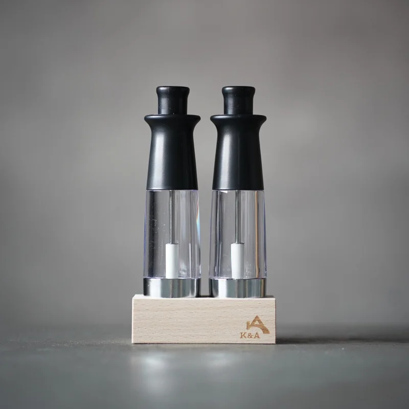 One-hand mill / Kanda