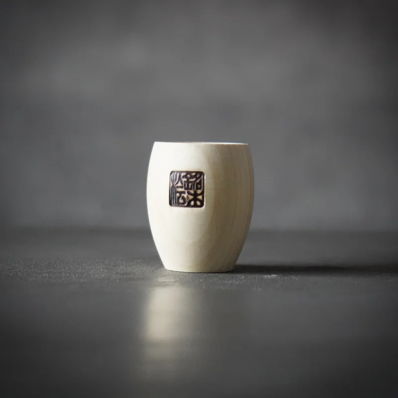 Round cypress sake cup / Miyabi Urushi Kogei