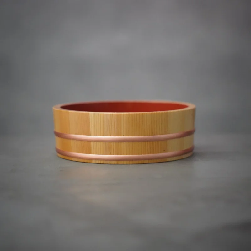 Serving Tub, Red Interior / Miyabi Urushi Kogei